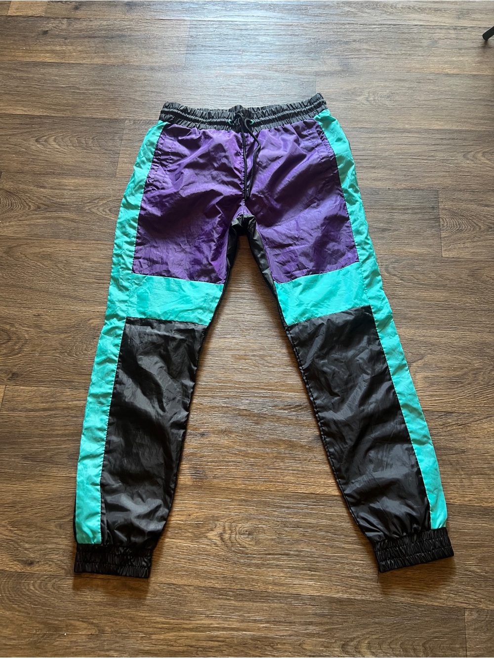 Men’s Colorblock Windbreaker Pants - Purple, Teal & Black Size Medium never worn